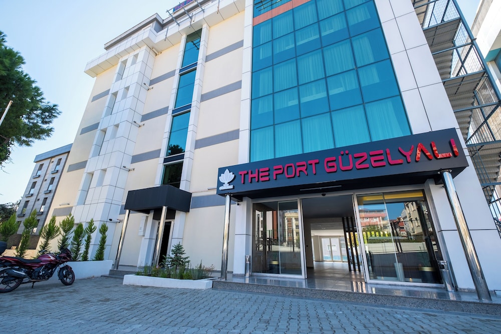 The Port Güzelyalı — hotel in Pendik