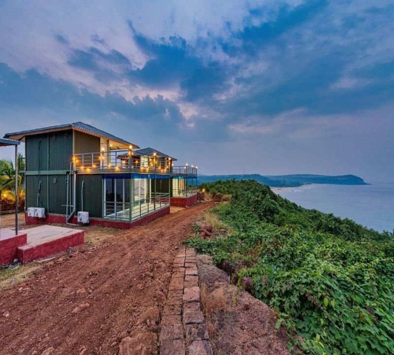 Aalayah Stays in Malvan, India