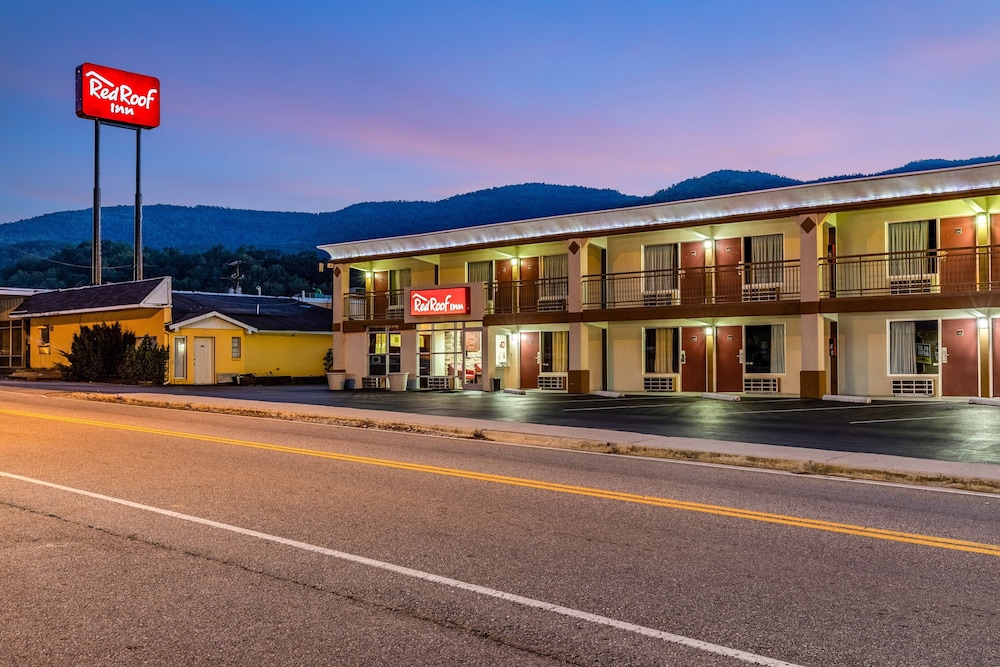 Red Roof Inn Caryville - photo 29