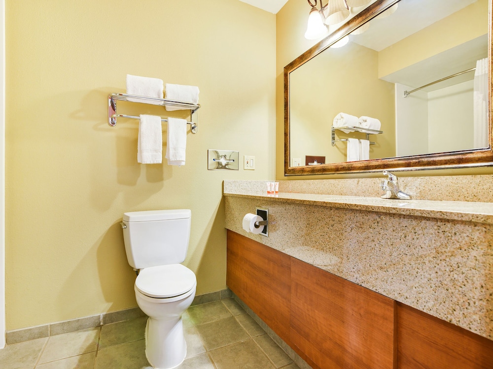OYO Townhouse Oklahoma City Airport - photo 33