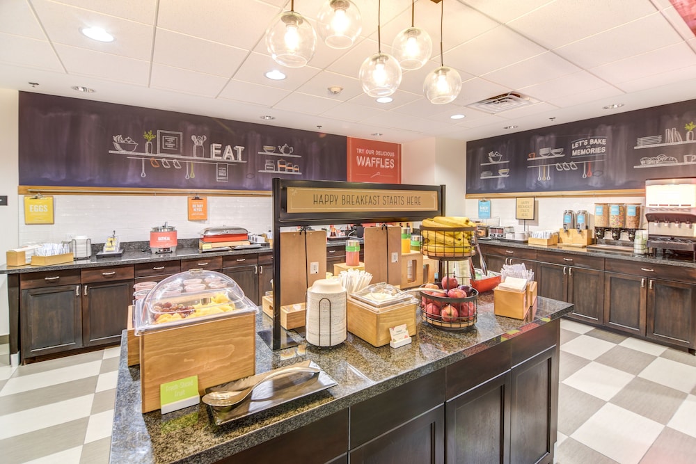 Hampton Inn Foley - photo 75