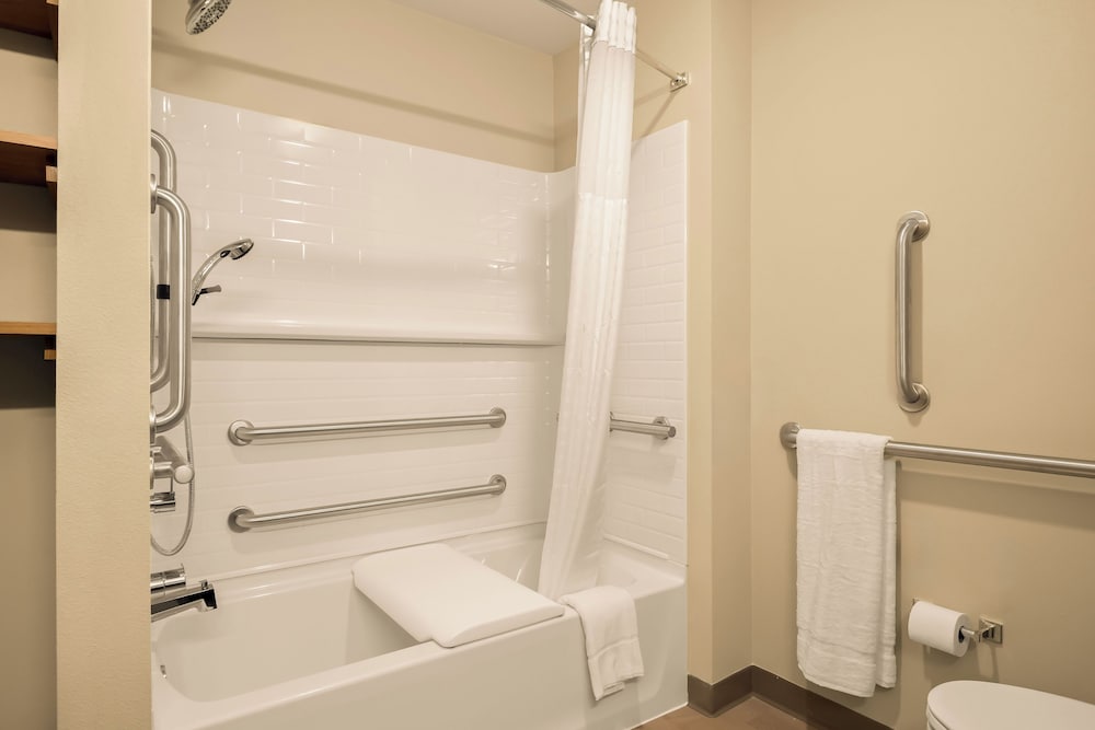 LivAway Suites Tri Cities Richland - photo 26