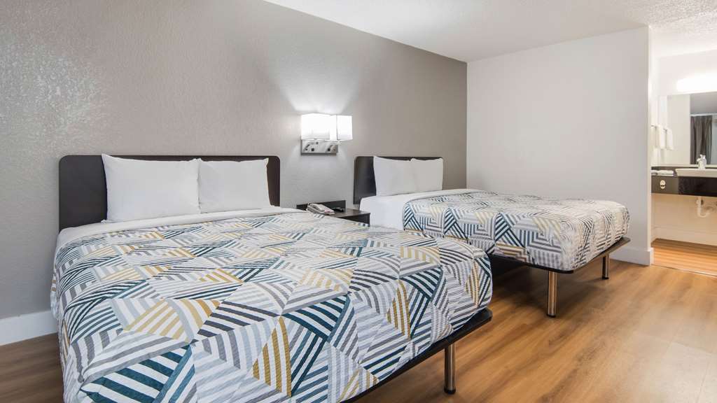 Motel 6 Addison TX Dallas - photo 25