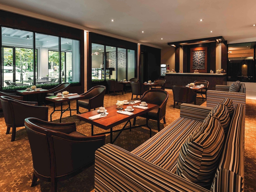 Movenpick Suriwongse Hotel Chiang Mai — 4-Star Luxury Hotel in Chiang Mai, Thailand