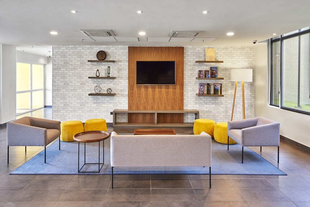 Executive Lounge
