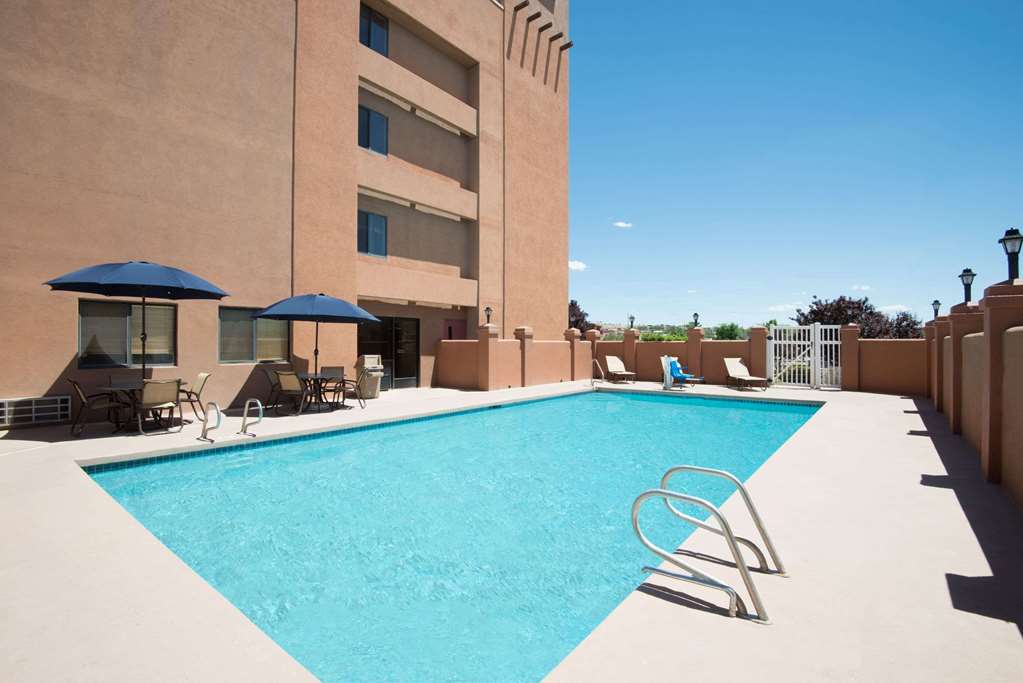 Hawthorn Suites by Wyndham Albuquerque - photo 3