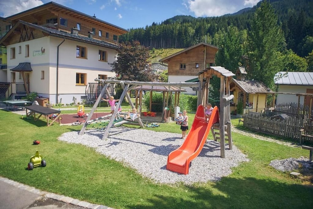 Hotel Barbarahof Saalbach — 4-Star Luxury Hotel in Saalbach, Austria