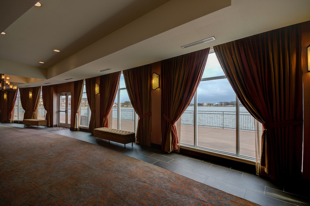 Hilton Garden Inn Granbury - photo 42