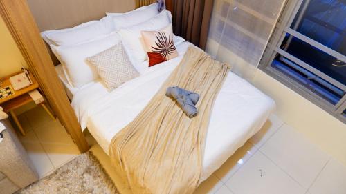 New Cozy Condo in Eastwood — 4-Star Luxury Hotel in Manila, Philippines