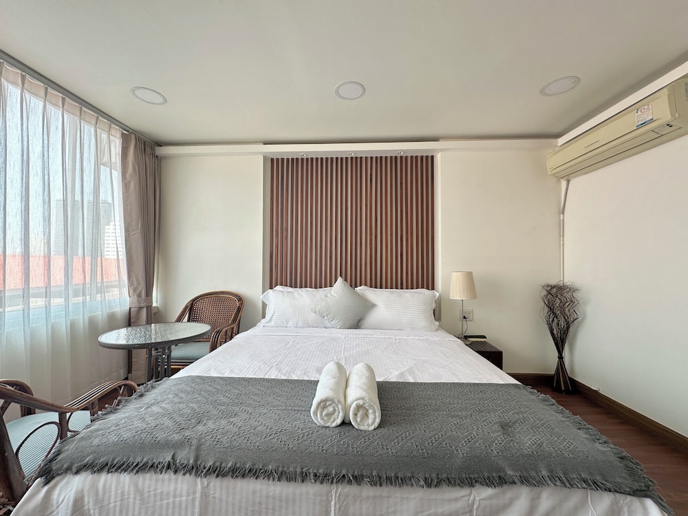 Longzhu Guesthouse