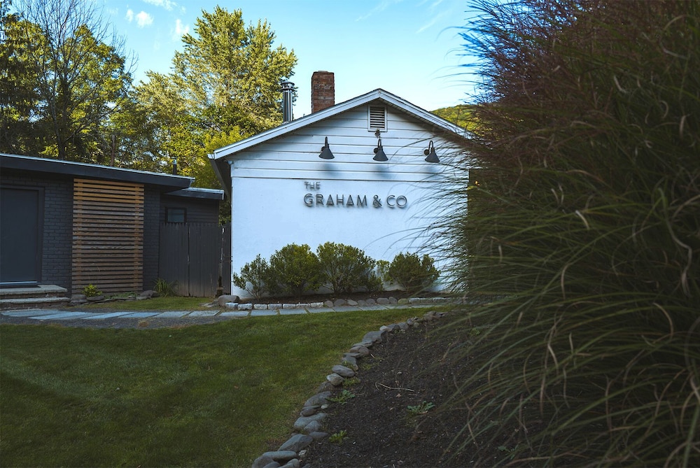 The Graham & Co. - photo 62