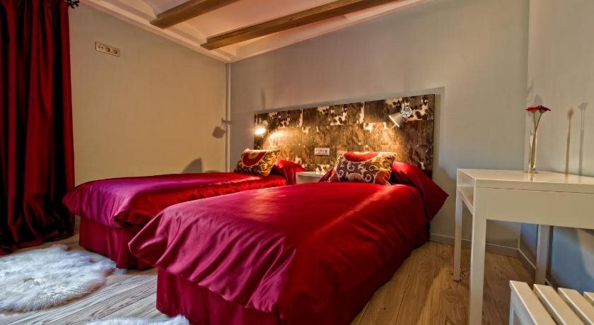 Hotel AlbanuracIn — Albarracin — photo 2