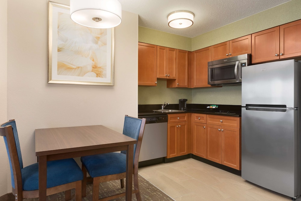 Homewood Suites Toledo Maumee - photo 12