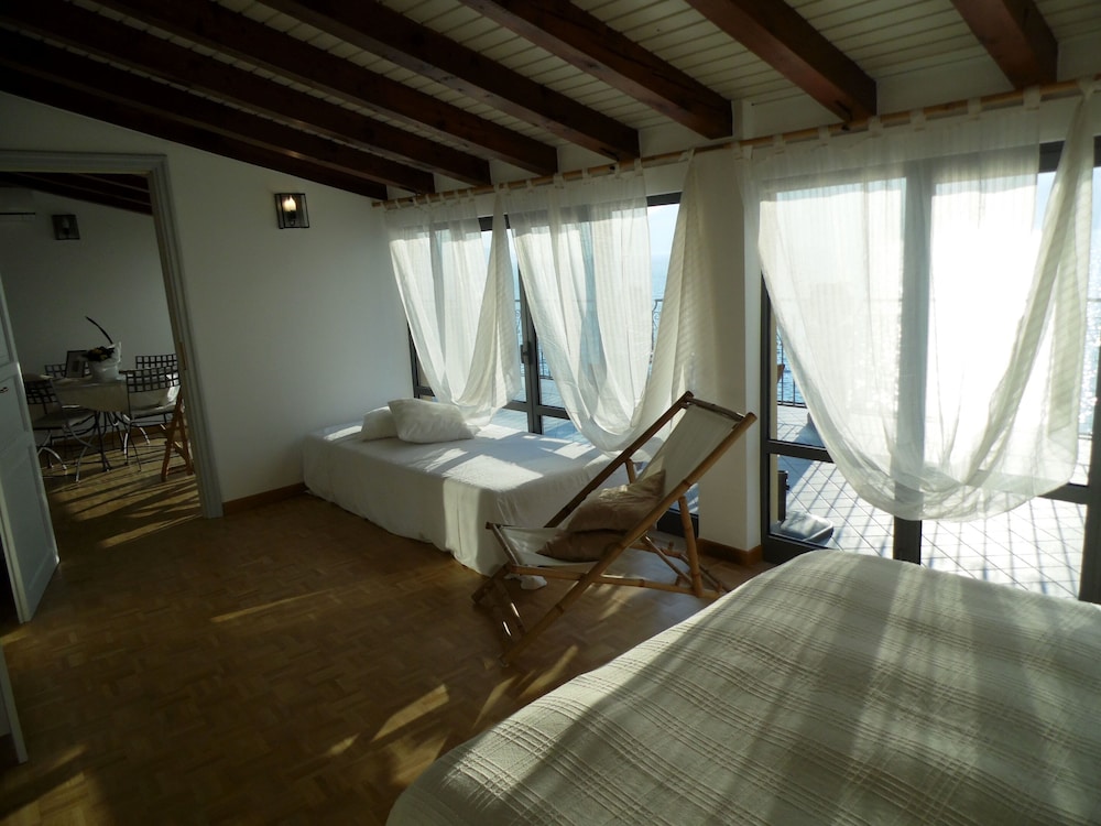 Apartment in Vello by Lake Iseo Beach — 4-Star Luxury Hotel in Marone, Italy