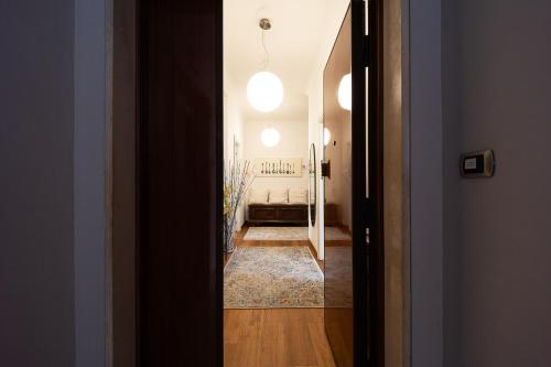 Mirabella Apartment — 4-Star Luxury Hotel in Rome, Italy