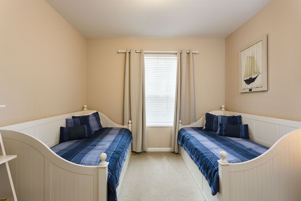 Vista Cay Resort by Intteli Fun Rentals - photo 17