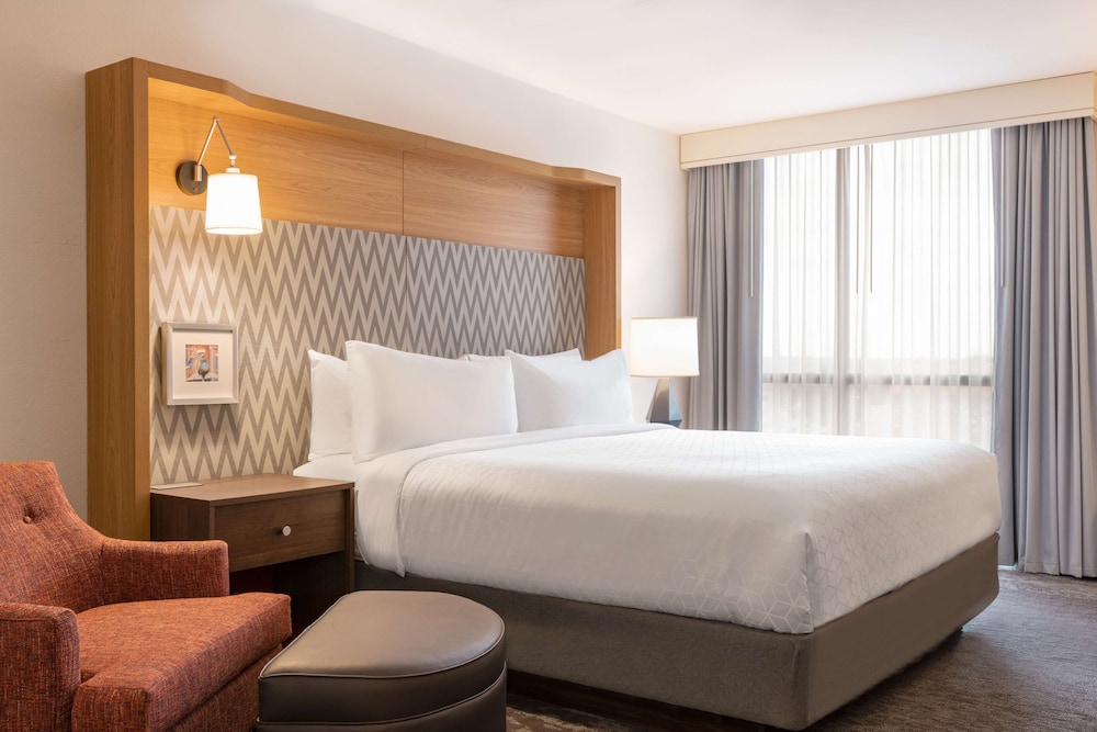 DoubleTree by Hilton Fort Worth South Hotel & Conference Center in Fort Worth, United States