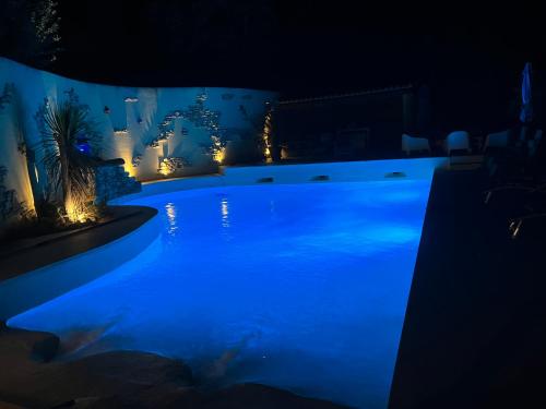 Mas provençal avec grande piscine idéal 8 personnes # Welcome — hotel in Piolenc