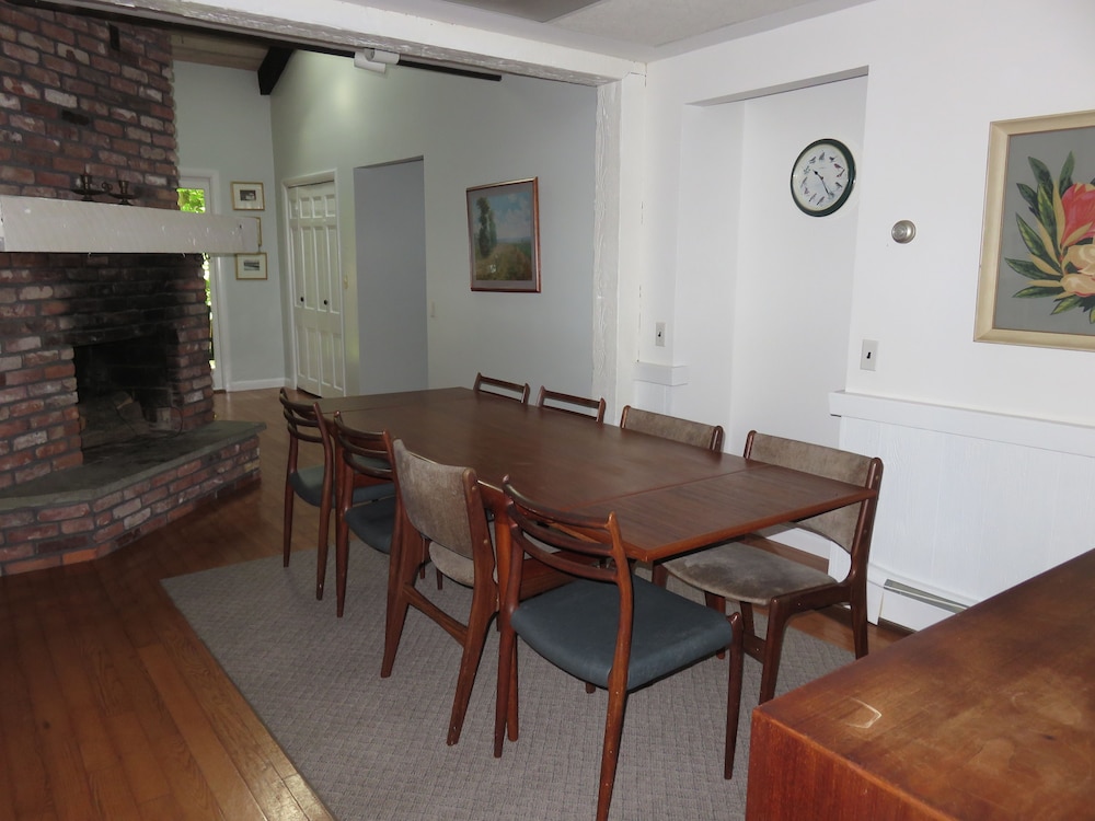 Cottages at the Even'tide Resort - photo 8