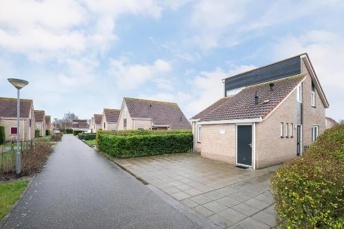 Hello Zeeland Vakantiehuis Schelde 194 in Breskens, Netherlands