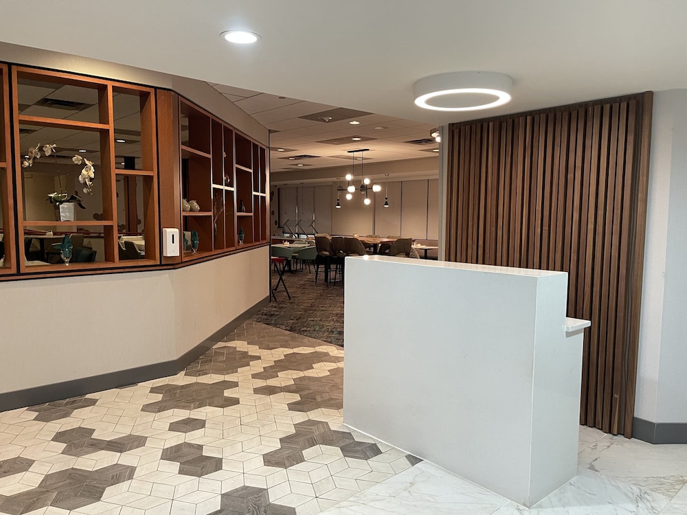 Holiday Inn Martinsburg by IHG - photo 33