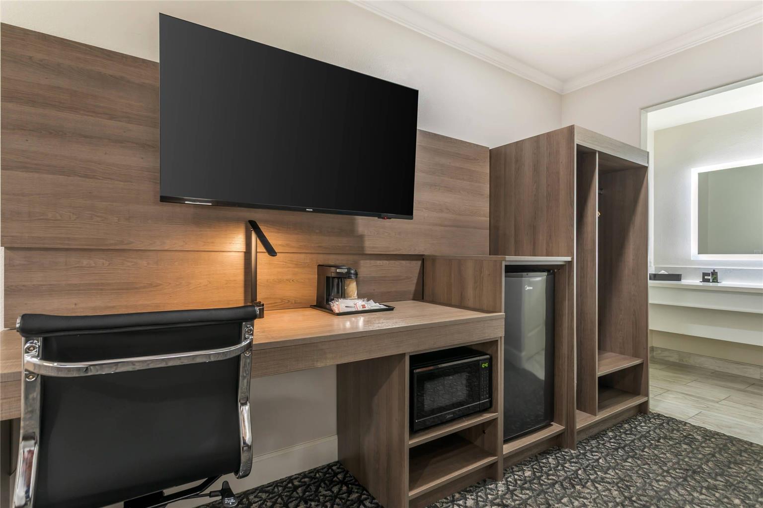 University Park Inn & Suites an Ascend Collection Hotel - photo 15