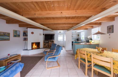 Casa Blu — 4-Star Luxury Hotel in Gordola, Switzerland