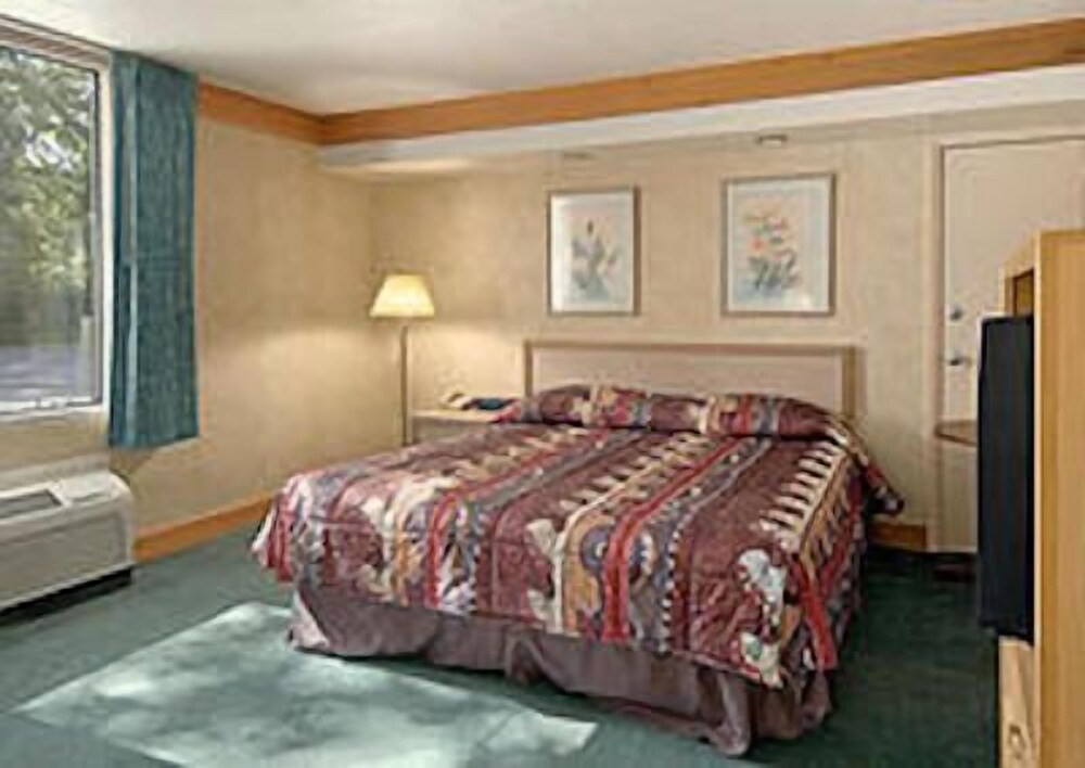 Grand Victoria Hotel - photo 8