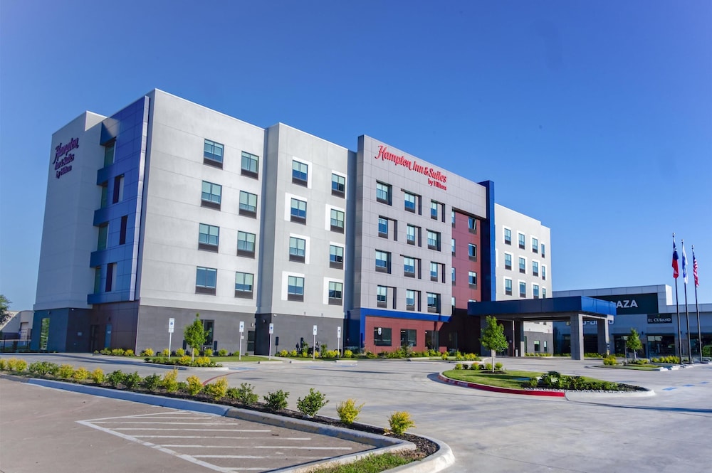 Hampton Inn & Suites by Hilton Irving Hwy 183 - photo 45