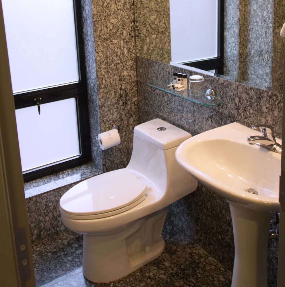 The Ridge Hotel - photo 24