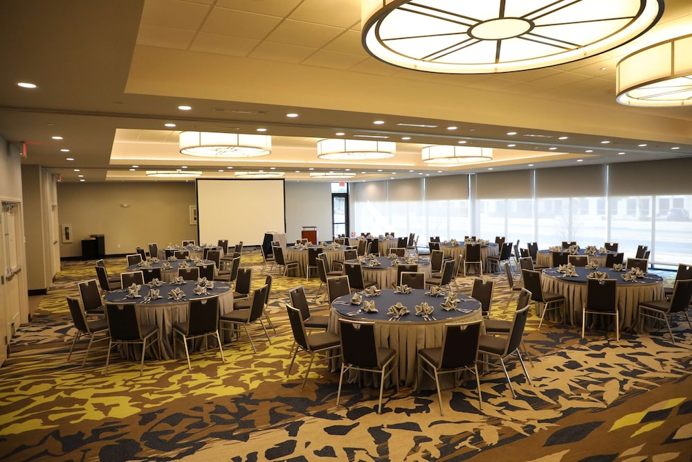 Hilton Garden Inn Austin Airport - photo 33