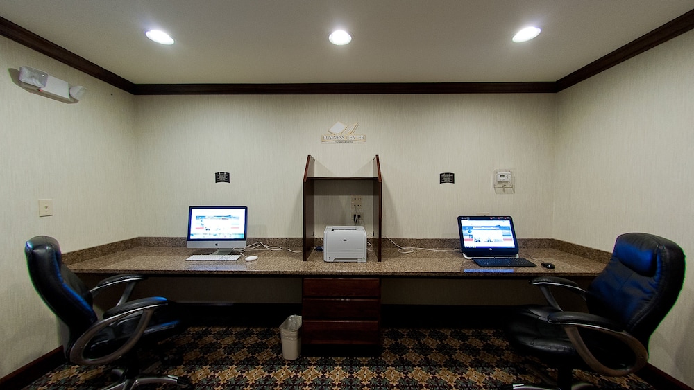 Staybridge Suites East Stroudsburg Poconos by IHG - photo 21