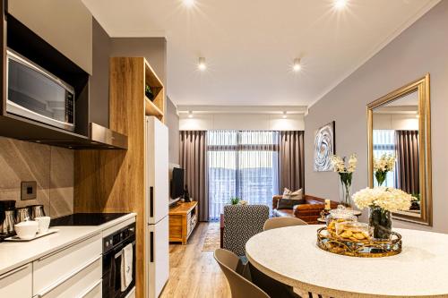 Menlyn Maine Residence Unit 1419 & 1028 — 4-Star Luxury Hotel in Pretoria, South Africa