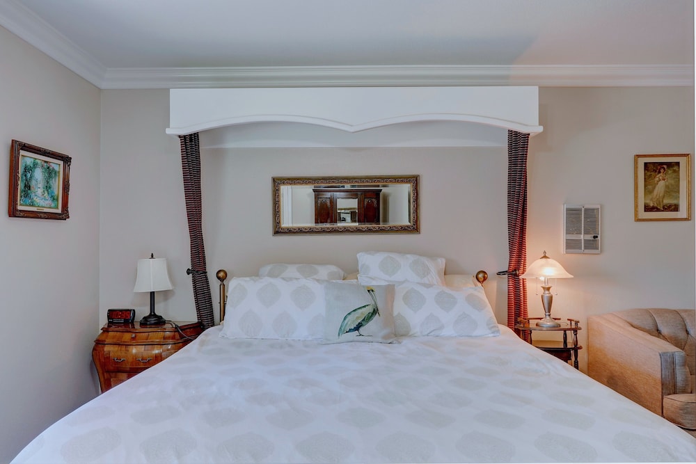 Pelican Cove Inn - photo 29