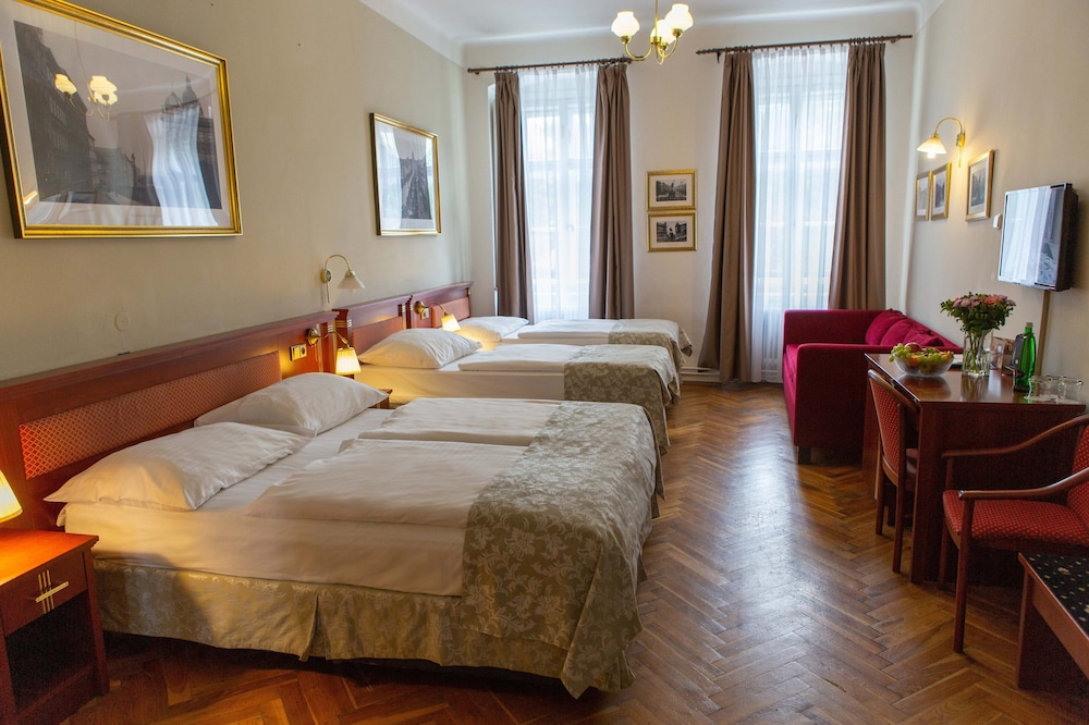 Wenceslas Square Hotel — Prague — photo 3