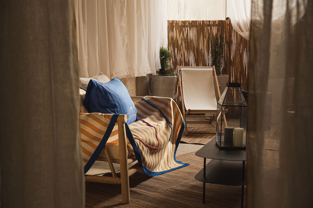 Les Suites The Marcel in Sete, France