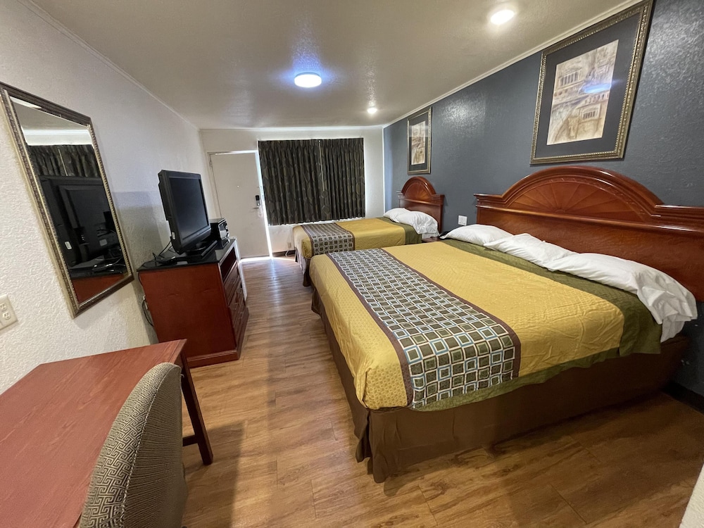 Sallisaw Inn - photo 14