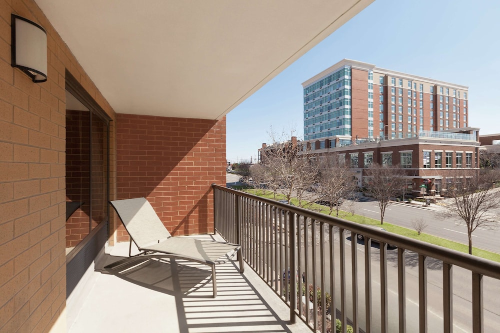 Hampton Inn & Suites Nashville Downtown - photo 42