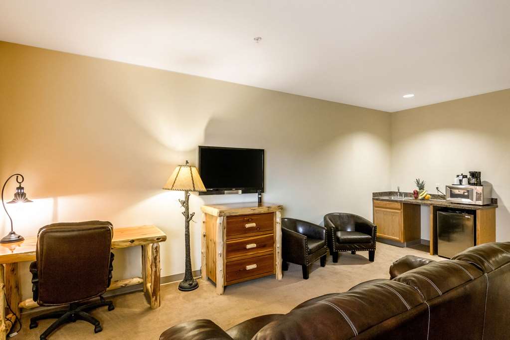 Quality Inn Selah North Park - photo 18