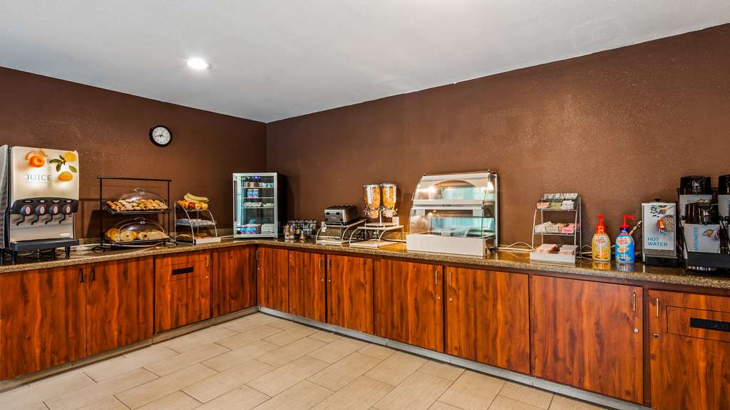 Best Western Brentwood Inn - photo 7