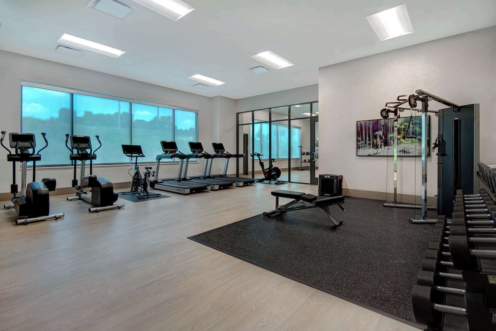 Embassy Suites By Hilton Alpharetta Halcyon - photo 41