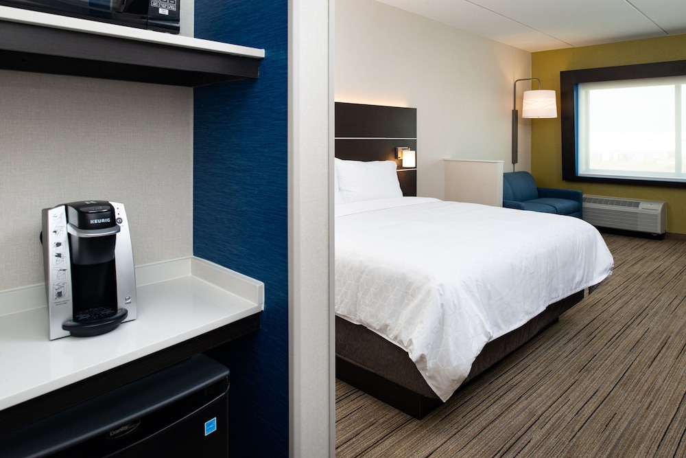 Holiday Inn Express & Suites Romeoville Joliet North by IHG - photo 9