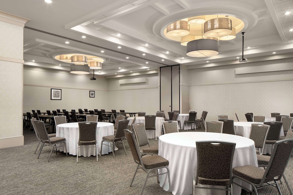 Hampton Inn Stafford Quantico & Conference Center - photo 36