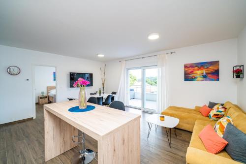 Blue Bay Apartment