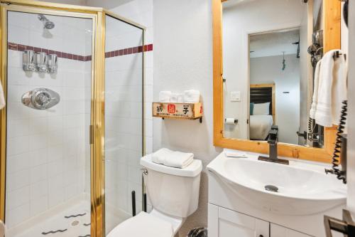 Highliner Hotel - photo 11