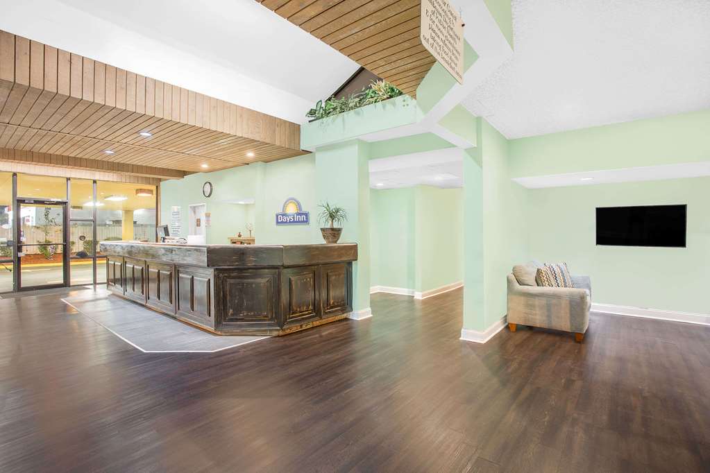 Days Inn by Wyndham Attalla - photo 2