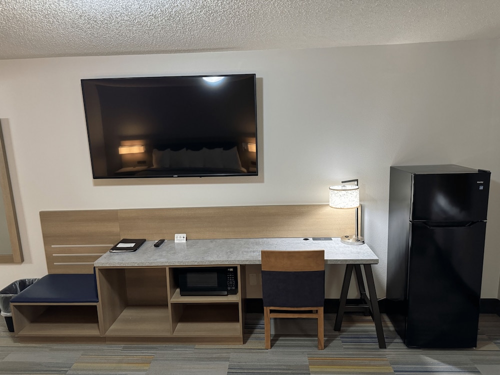 Park Inn by Radisson Maryville - photo 21