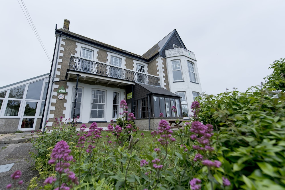 YHA Coverack — 4-Star Luxury Hotel in Helston, United Kingdom
