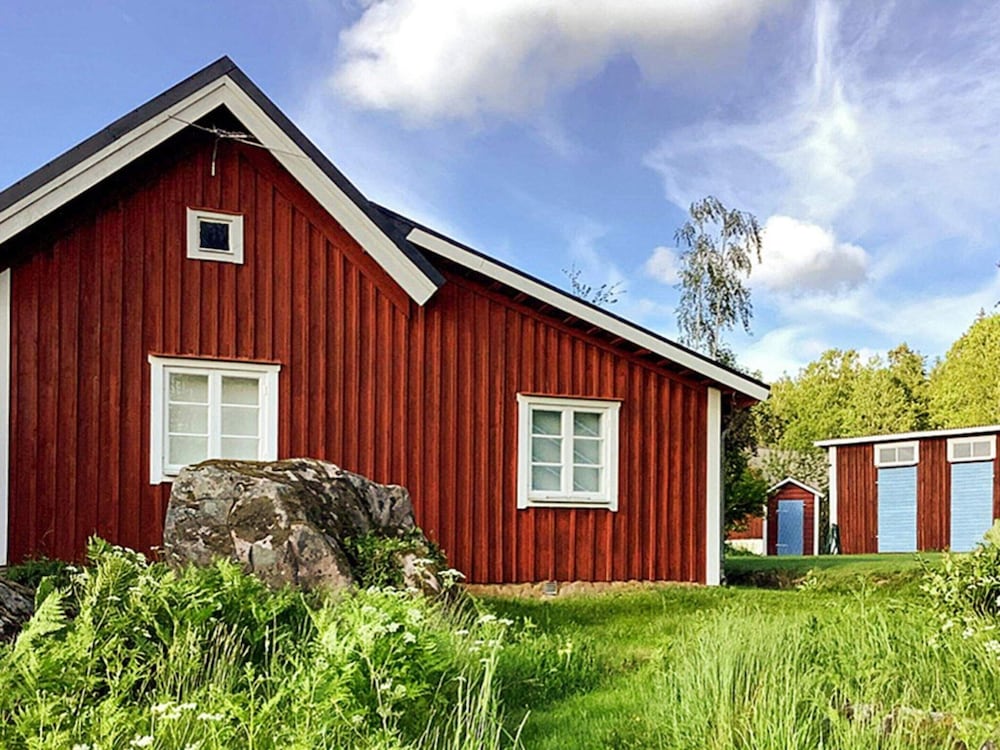 4 Person Holiday Home In Lyrestad By Traum 17605860 — Toereboda