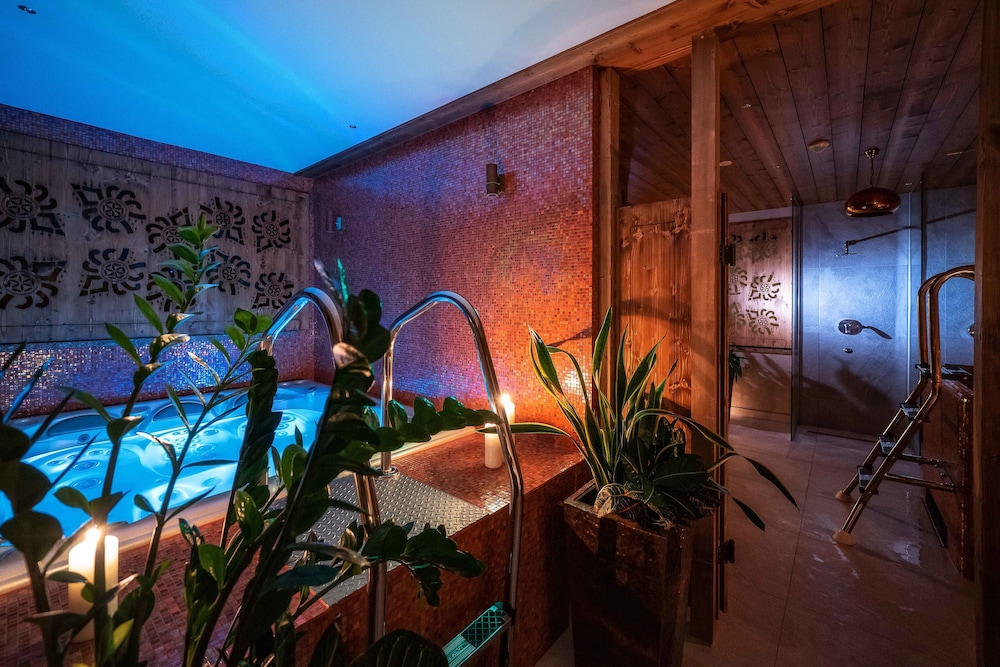 Gold Hotel - carbon neutral hotel in Zakopane